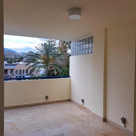 Apartment In Banana Beach, Marbella Buitenkant foto